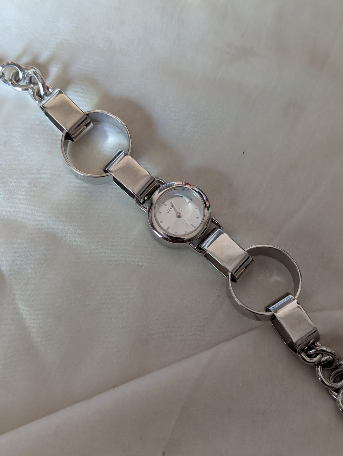 GUESS LUXURY WATCH