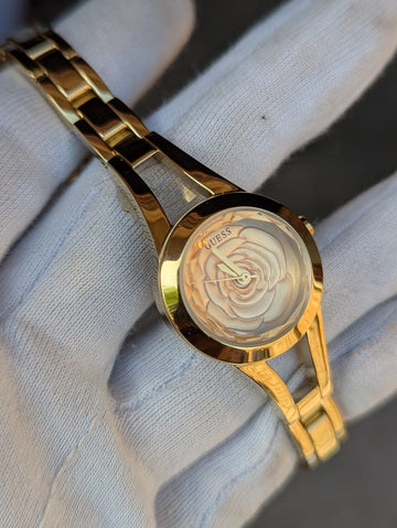 GUESS LUXURY WATCH